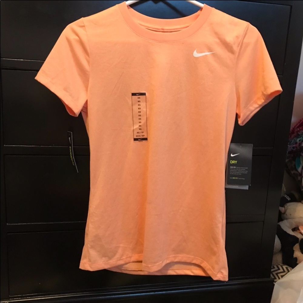 NWT Nike Top